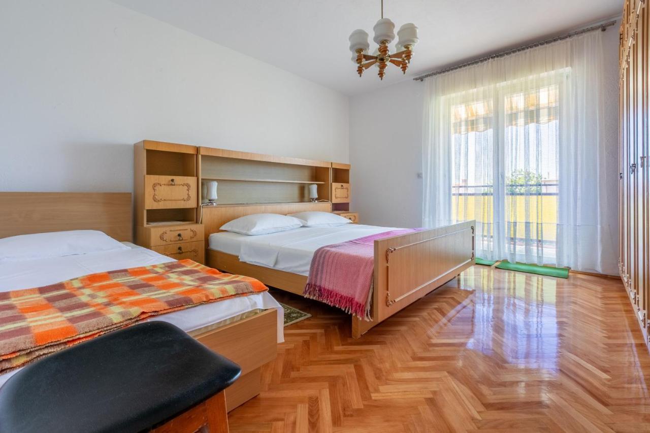 Apartments Mirena Crikvenica Exterior foto