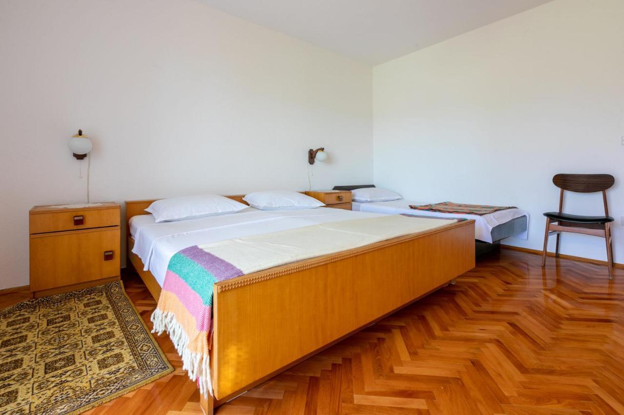 Apartments Mirena Crikvenica Exterior foto