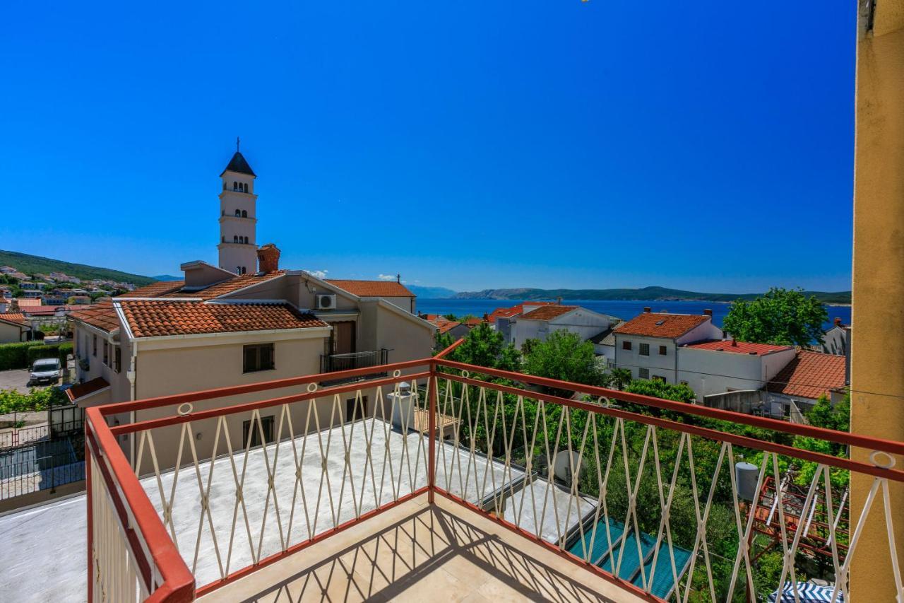 Apartments Mirena Crikvenica Exterior foto